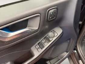 Ford Kuga (2025) thumbnail 17