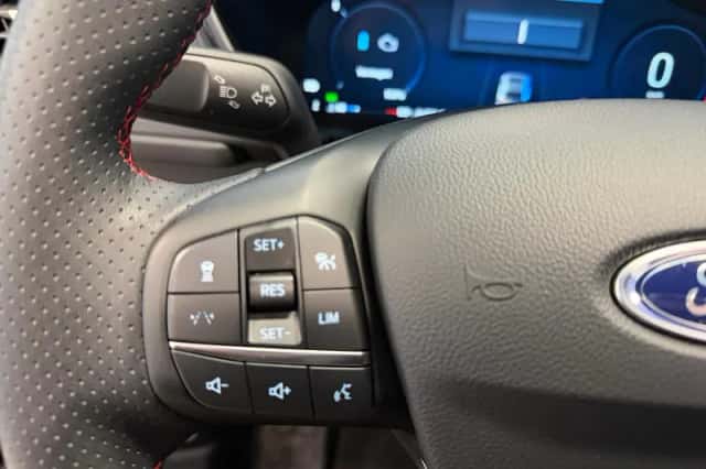 Ford Kuga (2025) thumbnail 24