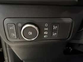 Ford Kuga (2025) thumbnail 33