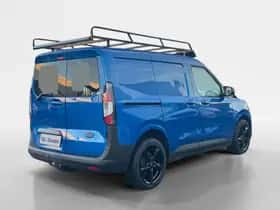 Ford Transit Courier (2024) thumbnail 5