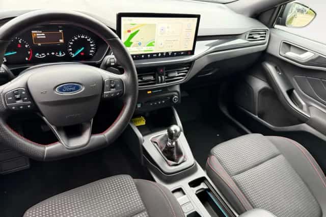 Ford Focus (2023) thumbnail 22