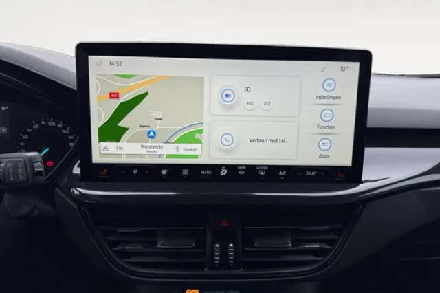 Ford Focus (2023) thumbnail 23