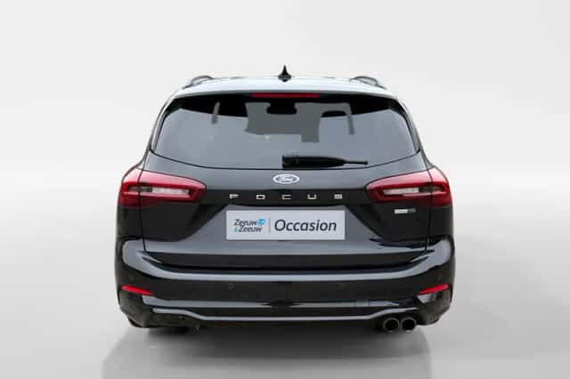 Ford Focus (2023) thumbnail 9