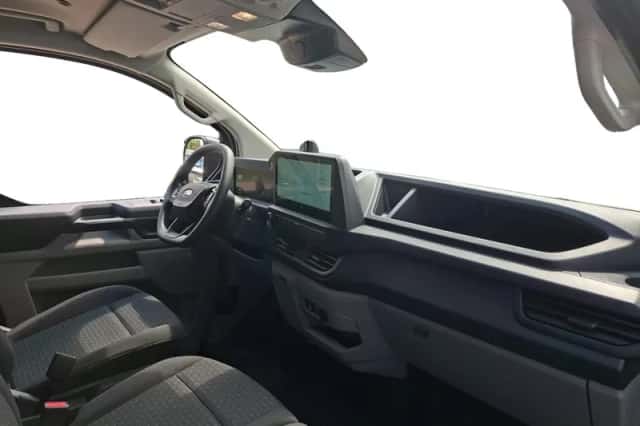 Ford E-Transit Custom (2026) thumbnail 3