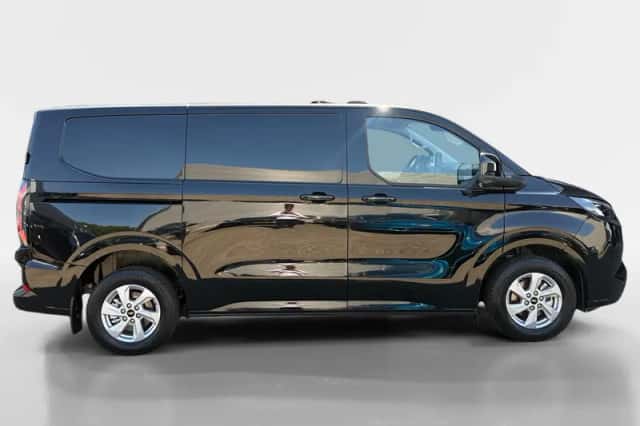 Ford E-Transit Custom (2026) thumbnail 4