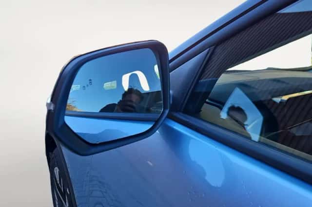 Ford Explorer (2026) thumbnail 11