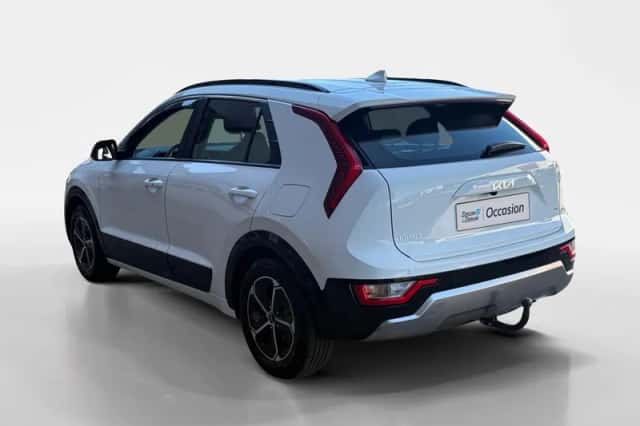 Kia Niro (2023) thumbnail 5