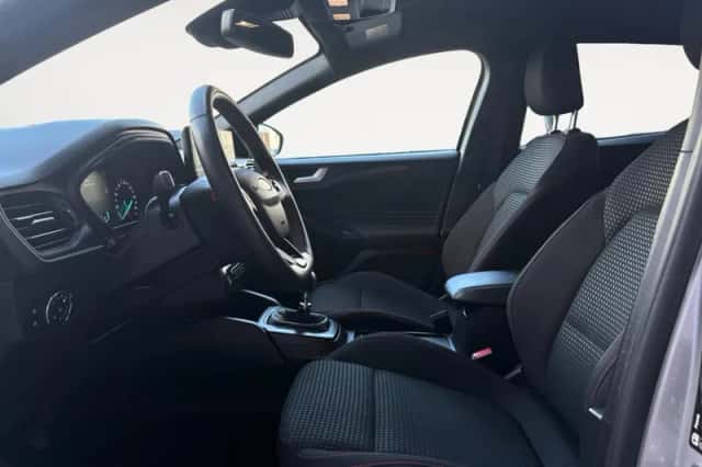 Ford Focus (2023) thumbnail 13