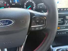 Ford Focus (2023) thumbnail 16