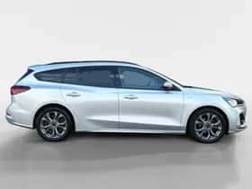 Ford Focus (2023) thumbnail 4