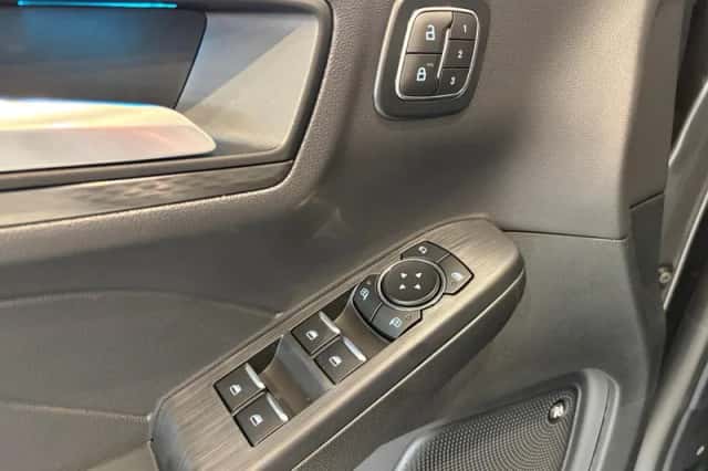 Ford Kuga (2026) thumbnail 12