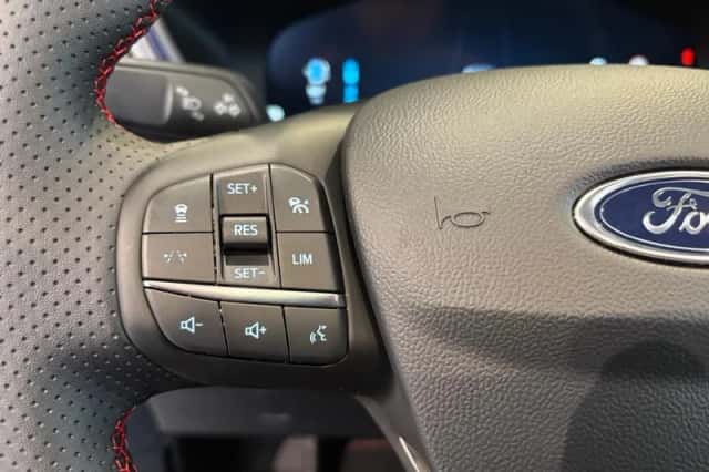 Ford Kuga (2026) thumbnail 17