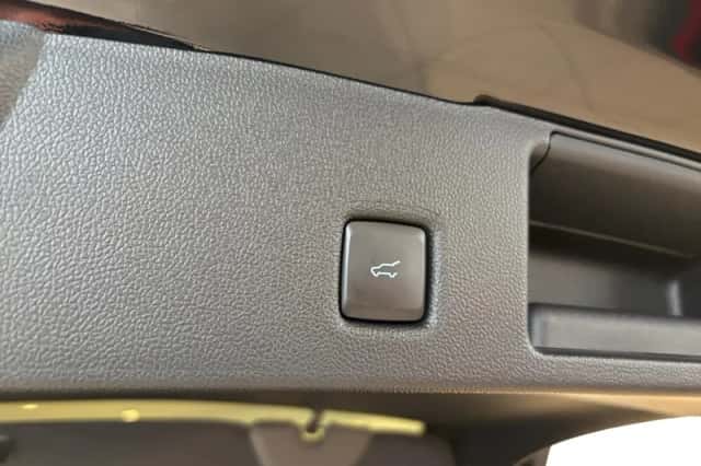 Ford Kuga (2026) thumbnail 25