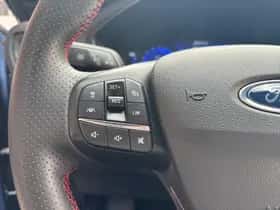 Ford Kuga (2022) thumbnail 18