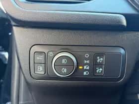 Ford Kuga (2023) thumbnail 12