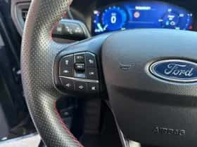 Ford Kuga (2023) thumbnail 18