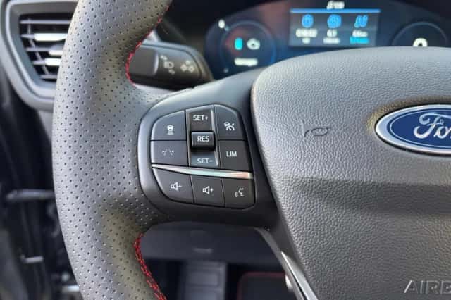 Ford Kuga (2026) thumbnail 16