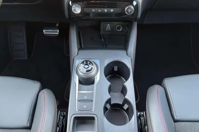 Ford Kuga (2026) thumbnail 23