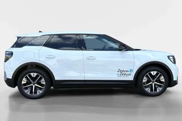 Ford Explorer (2025) thumbnail 4