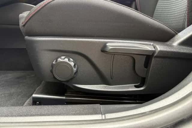 Ford Focus (2024) thumbnail 11