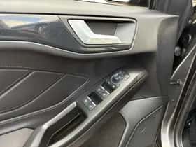 Ford Focus (2024) thumbnail 10