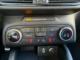 Ford Focus (2019) thumbnail 23