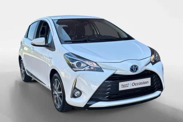 Toyota Yaris (2019) thumbnail 3
