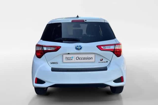 Toyota Yaris (2019) thumbnail 6