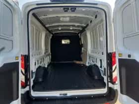 Ford E-Transit (2026) thumbnail 13