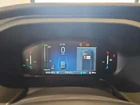 Ford E-Transit (2026) thumbnail 23
