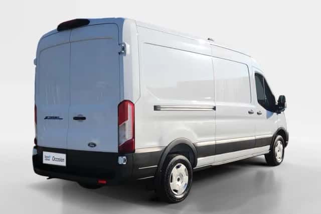 Ford E-Transit (2026) thumbnail 4