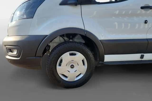 Ford E-Transit (2026) thumbnail 7