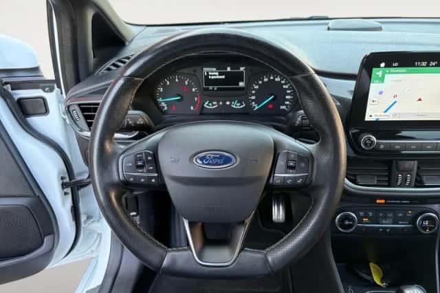 Ford Fiesta (2018) thumbnail 16