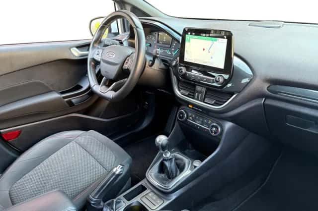 Ford Fiesta (2018) thumbnail 25