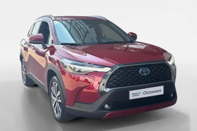 Toyota Corolla (2023) thumbnail 3