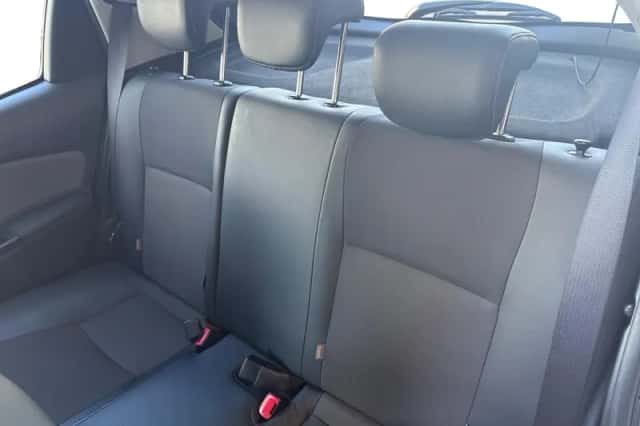 Toyota Yaris (2015) thumbnail 26
