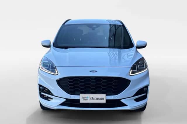 Ford Kuga (2023) thumbnail 2