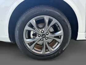 Ford Kuga (2023) thumbnail 11