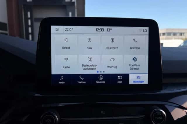 Ford Kuga (2023) thumbnail 21
