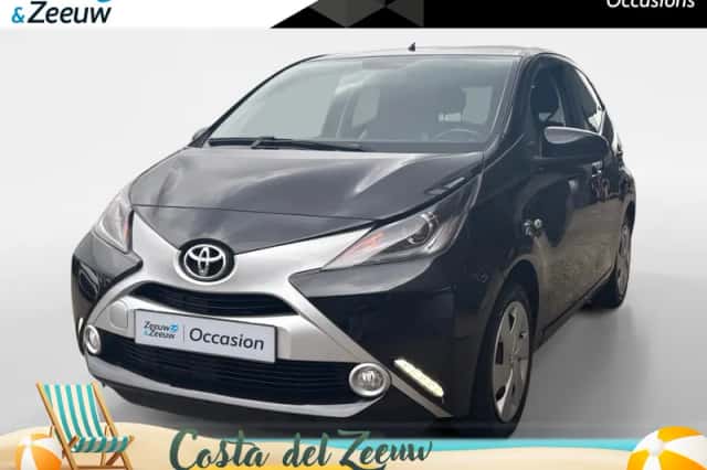 Toyota Aygo (2017) thumbnail 1