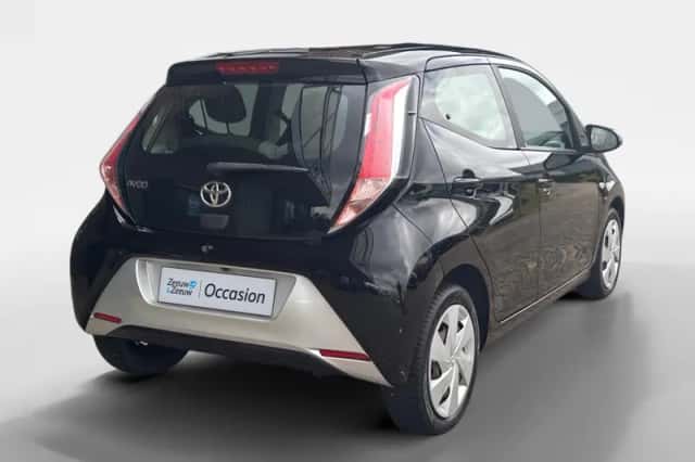 Toyota Aygo (2017) thumbnail 5