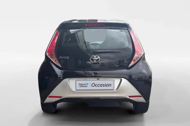 Toyota Aygo (2017) thumbnail 6