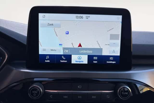 Ford Kuga (2021) thumbnail 22
