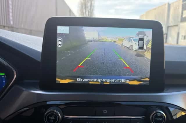 Ford Kuga (2021) thumbnail 24