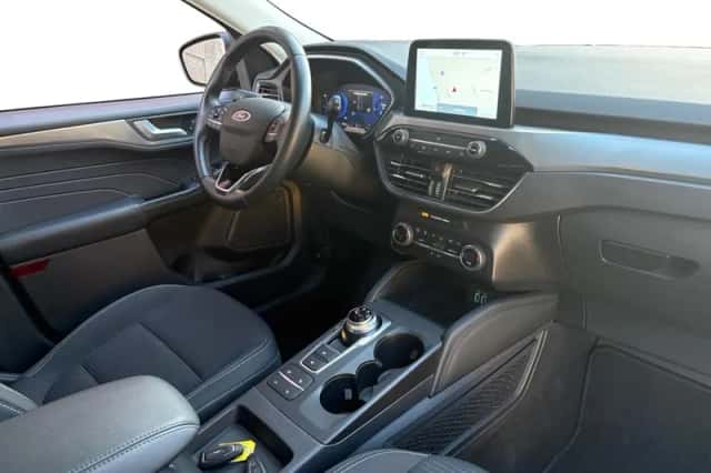 Ford Kuga (2021) thumbnail 26