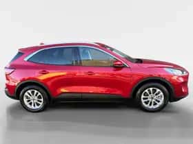 Ford Kuga (2021) thumbnail 4