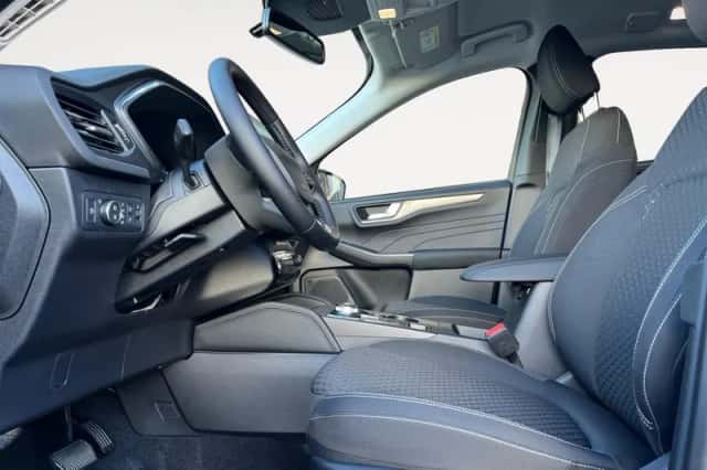 Ford Kuga (2026) thumbnail 12