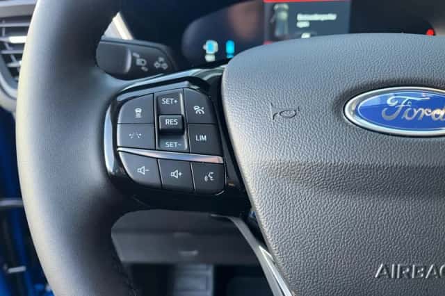 Ford Kuga (2026) thumbnail 15