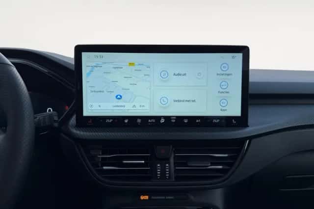 Ford Kuga (2025) thumbnail 18