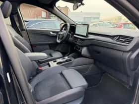 Ford Kuga (2025) thumbnail 26